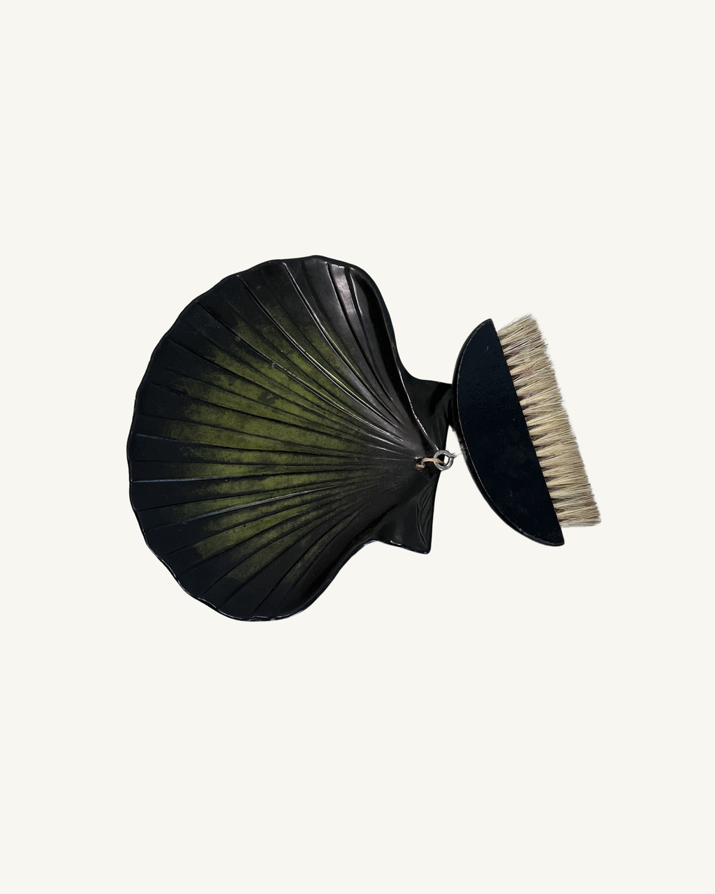 Shell-shaped Dustpan and Brush
